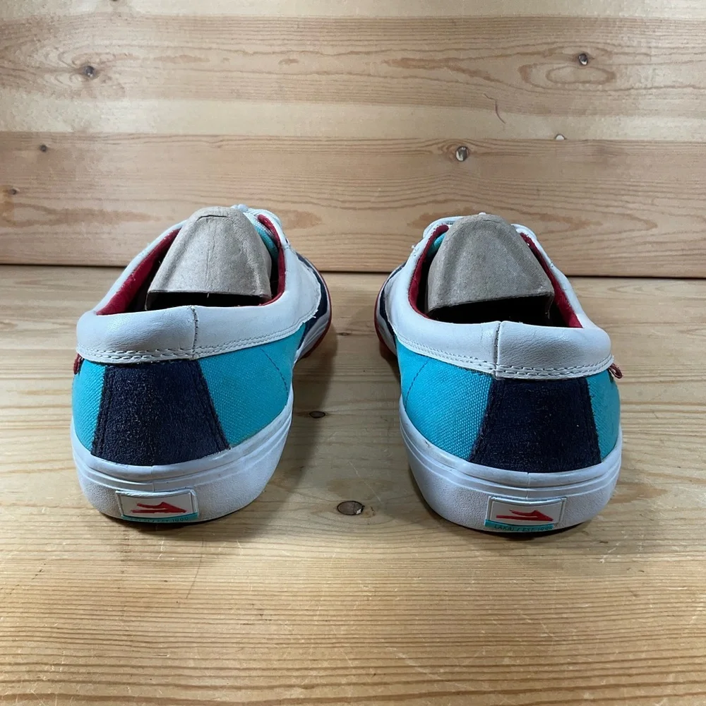 Lakai workaholics camby